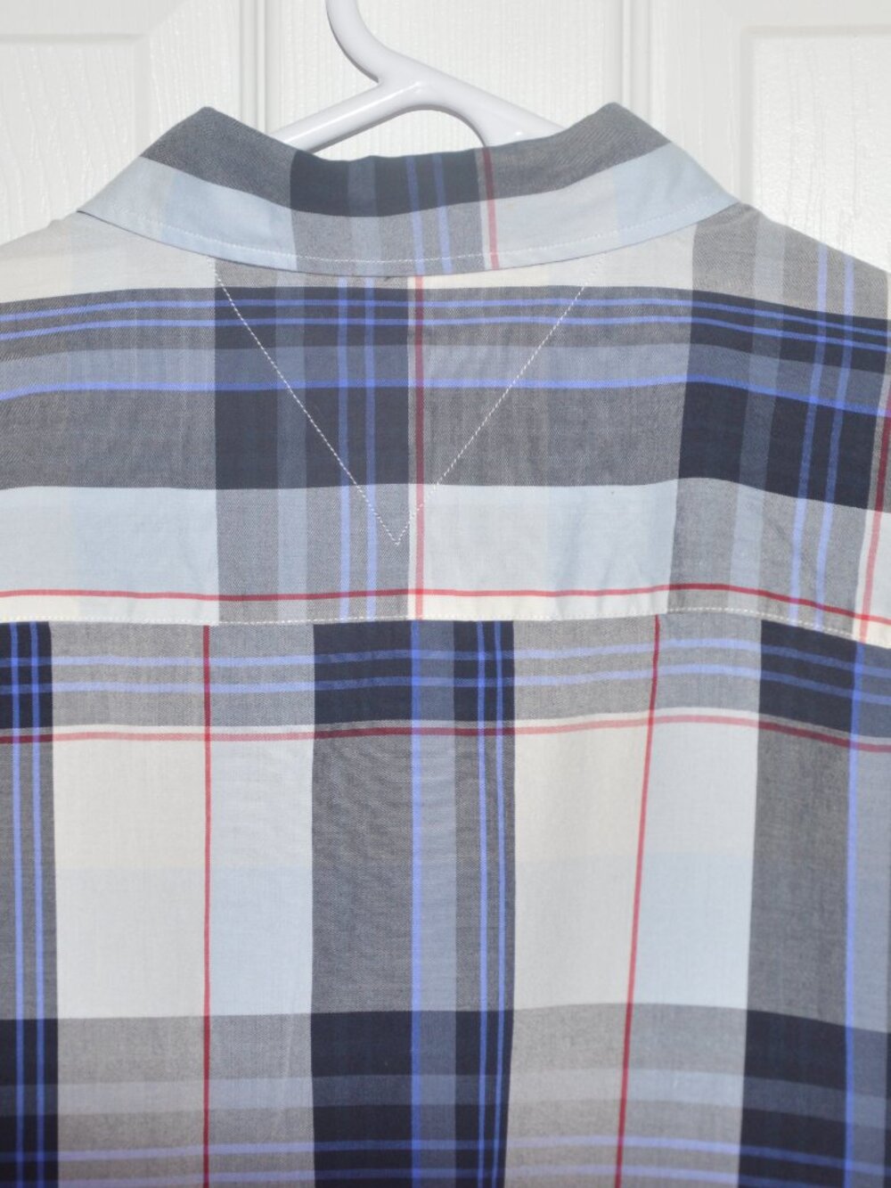 Tommy Hilfiger NWT Men's XL long sleeve Fall Basics blue plaid button up shirt - Picture 8 of 11